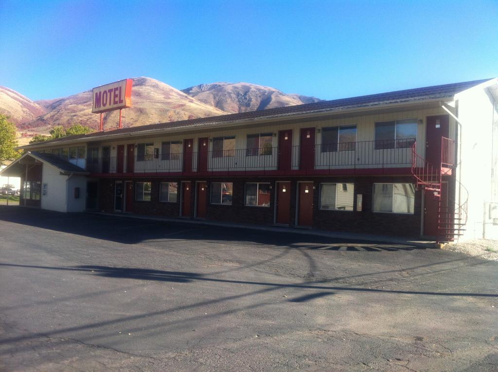 Galaxie Motel Brigham City Esterno foto